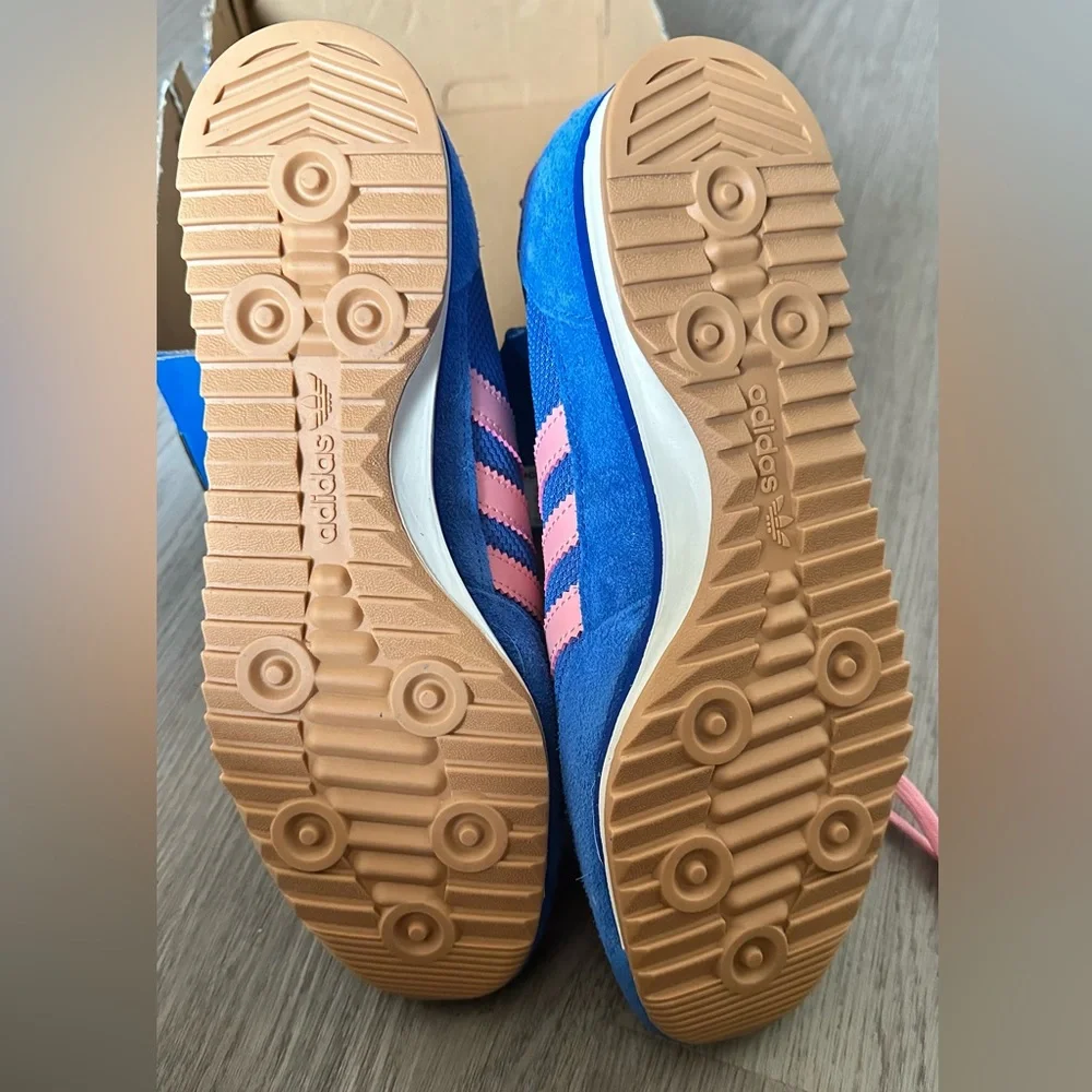 Adidas Women's Vibrant Blue and Pink Sneakers - Picture 4 of 5